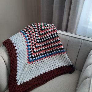 Vintage crocheted Afghan Granny throw blanket